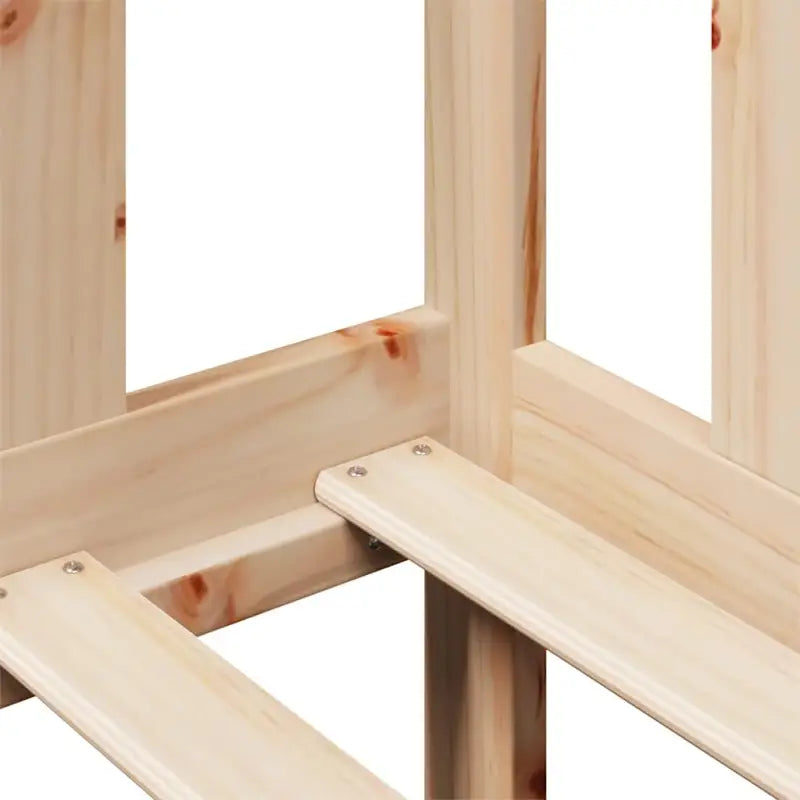 Bedden en bedframes met massief grenenhout en rustieke charme - Bedden & bedframes