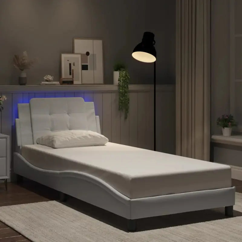 Bedframe met LED-verlichting en multiplex lattenbodem in wit materiaal - Wit / 100 x 200 cm - Bedden & bedframes