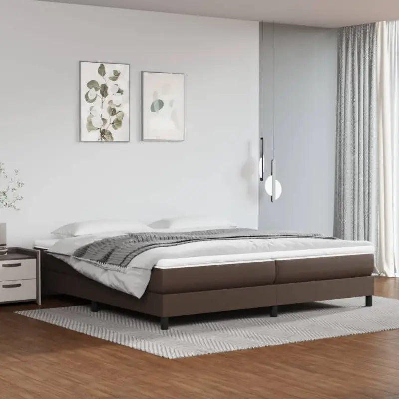 Bedframe met multiplex lattenbodem voor een comfortabele slaapervaring - Bruin / 200 x 200 cm / 25 cm - Bedden &