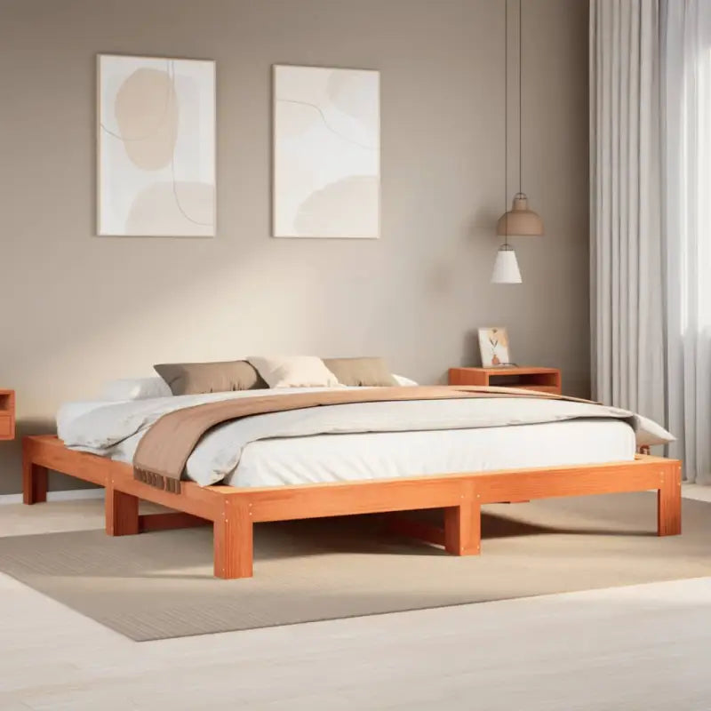Bedframe van massief grenenhout met extra opbergruimte - Wasbruin / 200 x 200 cm - Bedden & bedframes