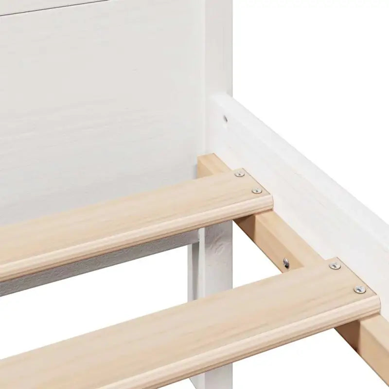 Bedframe van massief grenenhout voor een stabiele en duurzame slaapplaats - Bedden & bedframes