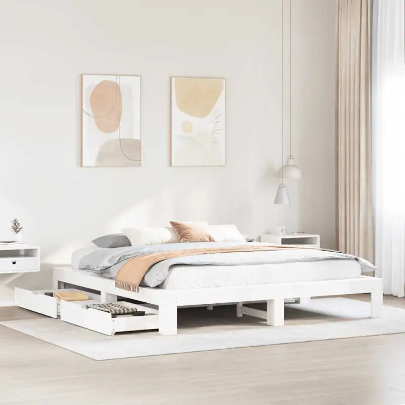 Bedframe van massief grenenhout voor een stabiele nachtrust - Wit / 180 x 200 cm - Bedden & bedframes