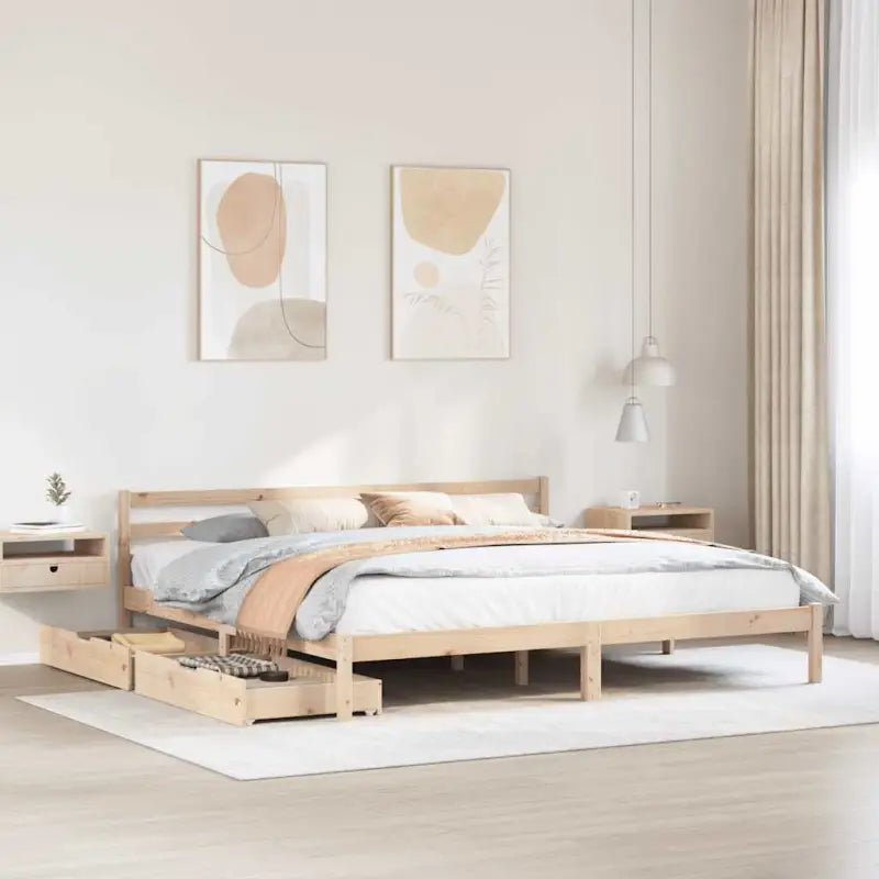 Bedframe van massief grenenhout voor een stevige en duurzame slaapkamer - Naturel / 200 x 200 cm - Bedden & bedframes