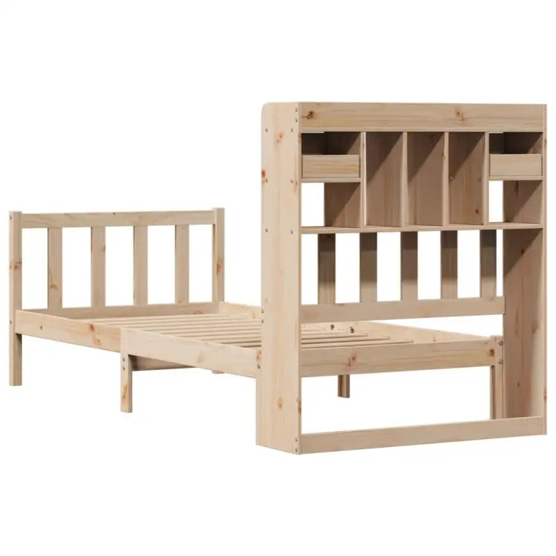 Boekenkastbed in massief grenenhout met grote totale afmetingen - Bedden & bedframes