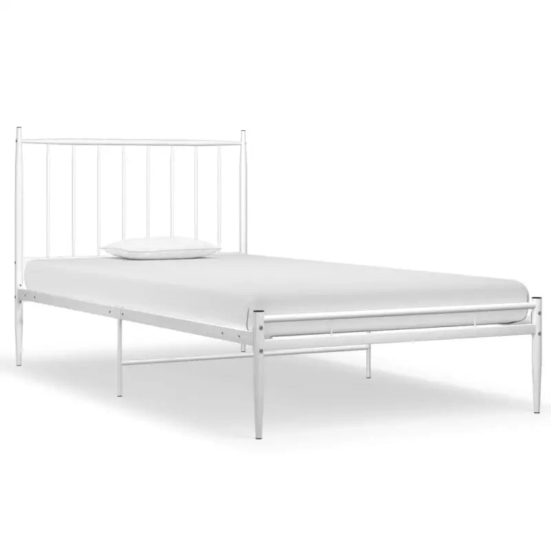 Comfortabel bedframe van gepoedercoat metaal voor een heerlijke nachtrust - Bedden & bedframes