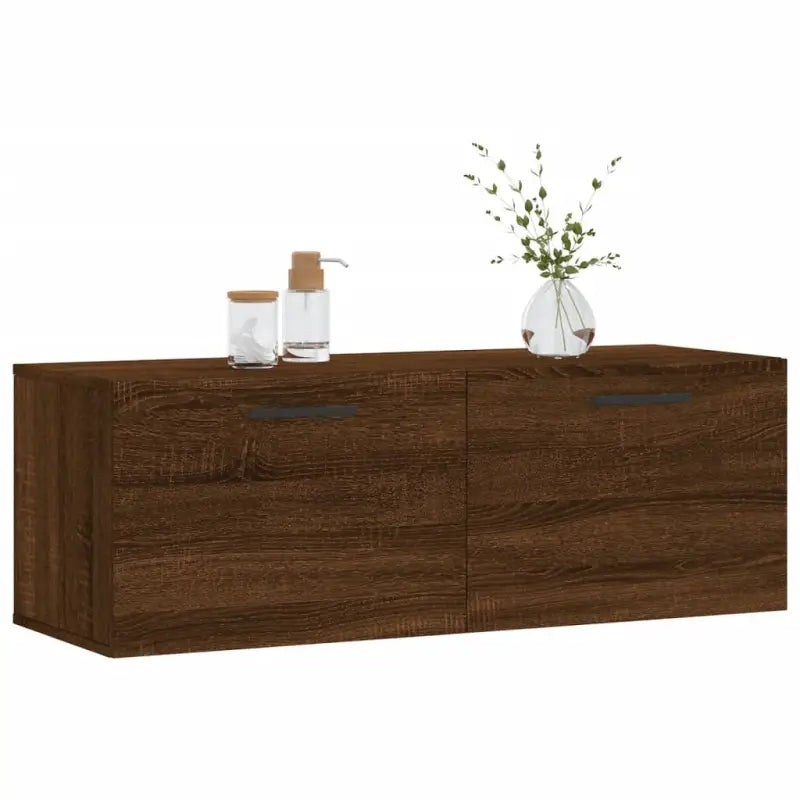 Decoratieve wandkast van bewerkt hout voor in je interieur - Opbergkasten & lockerkasten