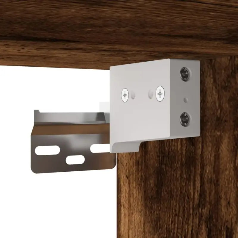 Decoratieve wandkast van bewerkt hout voor in je interieur - Dressoirs & buffetkasten