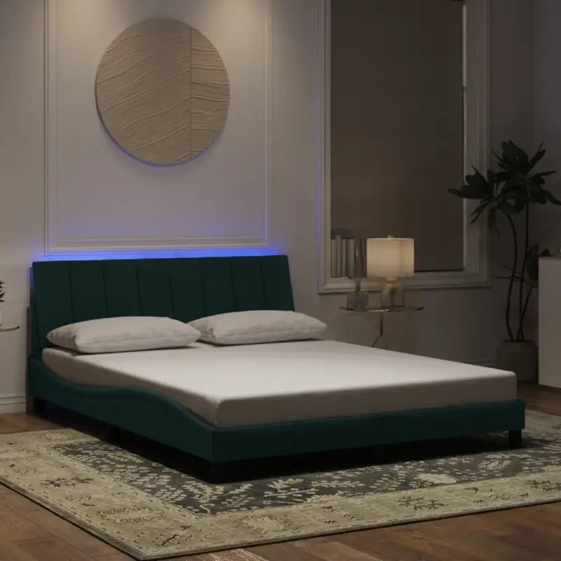 Donkergroen bedframe met LED-verlichting en multiplex lattenbodem - Donkergroen / 160 x 200 cm - Bedden & bedframes