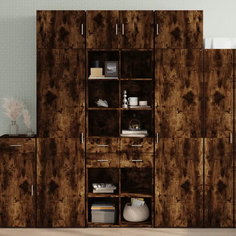 Dressoirs en buffetkasten van bewerkt hout voor extra opbergruimte - Gerookt eiken / 1 - Dressoirs & buffetkasten
