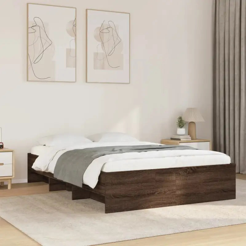 Duurzaam bedframe van bewerkt hout voor een goede nachtrust - bruin eikenkleur / 135 x 190 cm - Bedden & bedframes