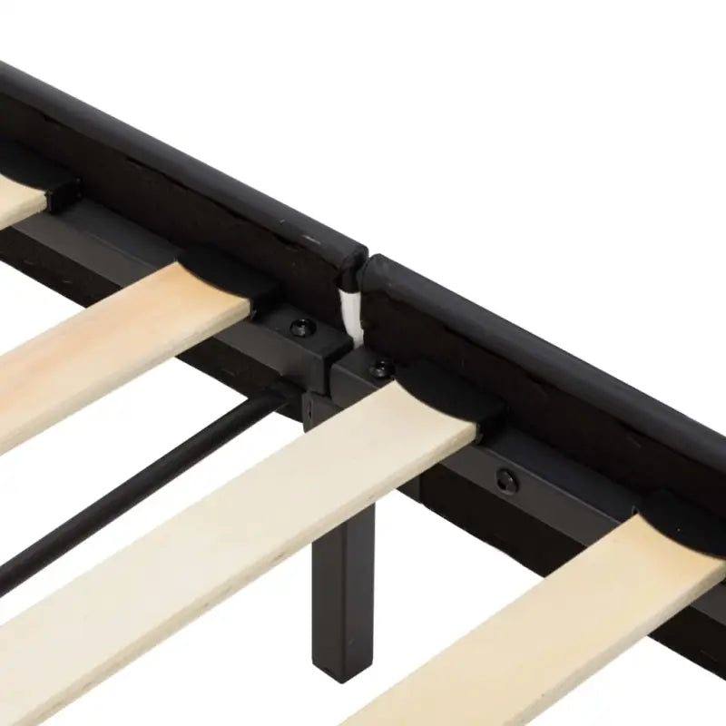 Elegant klassiek bedframe met gepoedercoat stalen poten en gevoerde hoes - Wit en zwart / 90 x 200 cm - Bedden &