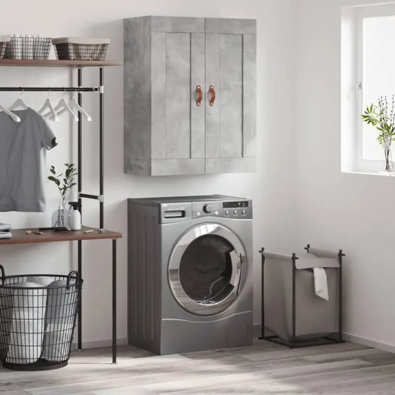 Elenente wandkapstok van bewerkt hout met tijdloos ontwerp - Dressoirs & buffetkasten