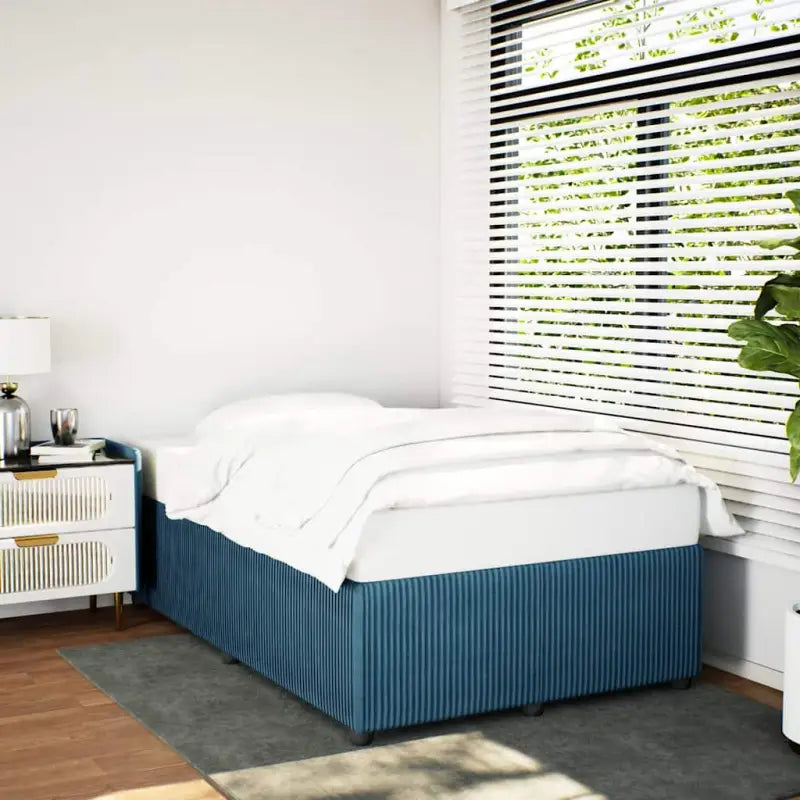 Fluweel bedframe voor een comfortabele en warme slaapkamer sfeer - Blauw / 120 x 200 cm - Bedden & bedframes