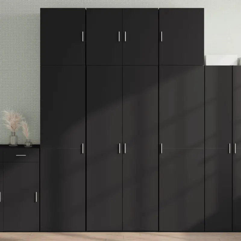 Hoge kast in grijs sonoma van bewerkt hout met elegante uitstraling - Zwart / 1 - Dressoirs & buffetkasten