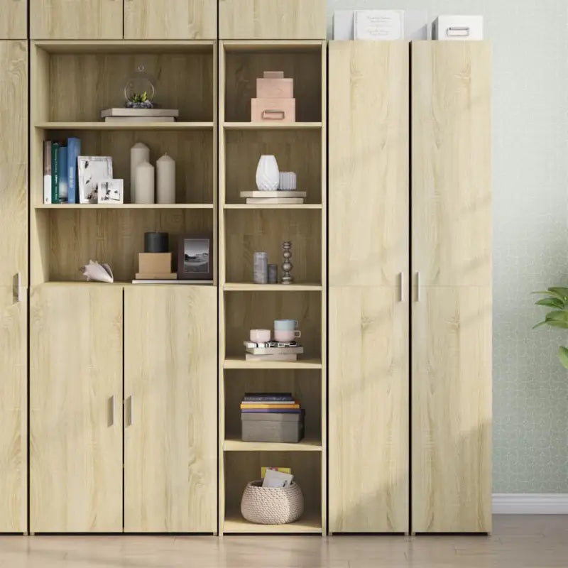 Hoge kast van bewerkt hout voor een elegante uitstraling in je bestaande interieur - Sonoma eiken / 1 - Dressoirs &