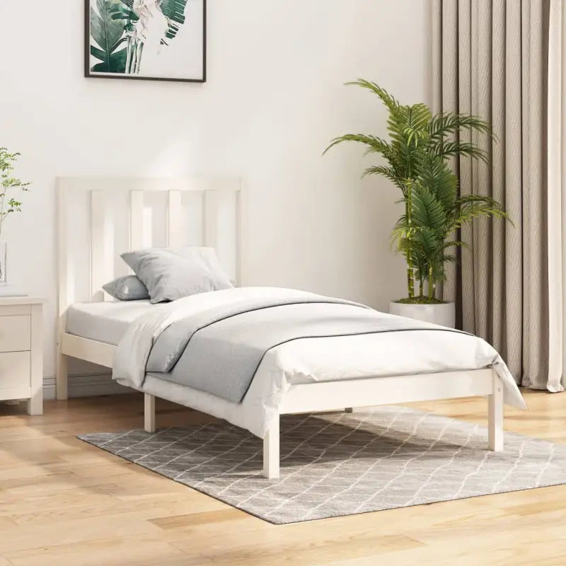 Houten bedframe van massief grenenhout met tijdloos design - Wit / 75 x 190 cm - Bedden & bedframes