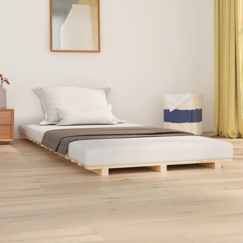 Houten bedframe van massief grenenhout voor een goede nachtrust - Naturel / 90 x 200 cm - Bedden & bedframes