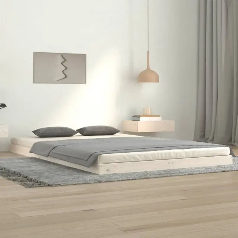 Houten bedframe van massief grenenhout voor een moderne slaapkamer - Bedden & bedframes