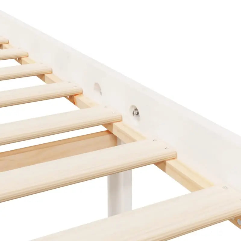 Houten seniorenbed met massief grenenhout voor een goede nachtrust - Bedden & bedframes