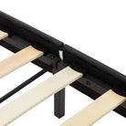 Klassiek bedframe met gepoedercoat stalen poten en elegant design - Wit en zwart / 90 x 200 cm - Bedden & bedframes