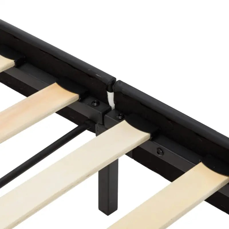 Klassiek bedframe met gepoedercoat stalen poten en elegant design - Wit en zwart / 90 x 200 cm - Bedden & bedframes