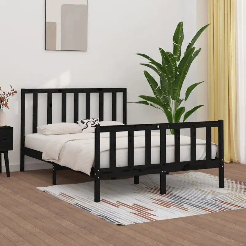 Klassiek bedframe met massief grenenhout en multiplex lattenbodem - Zwart / 140 x 190 cm - Bedden & bedframes
