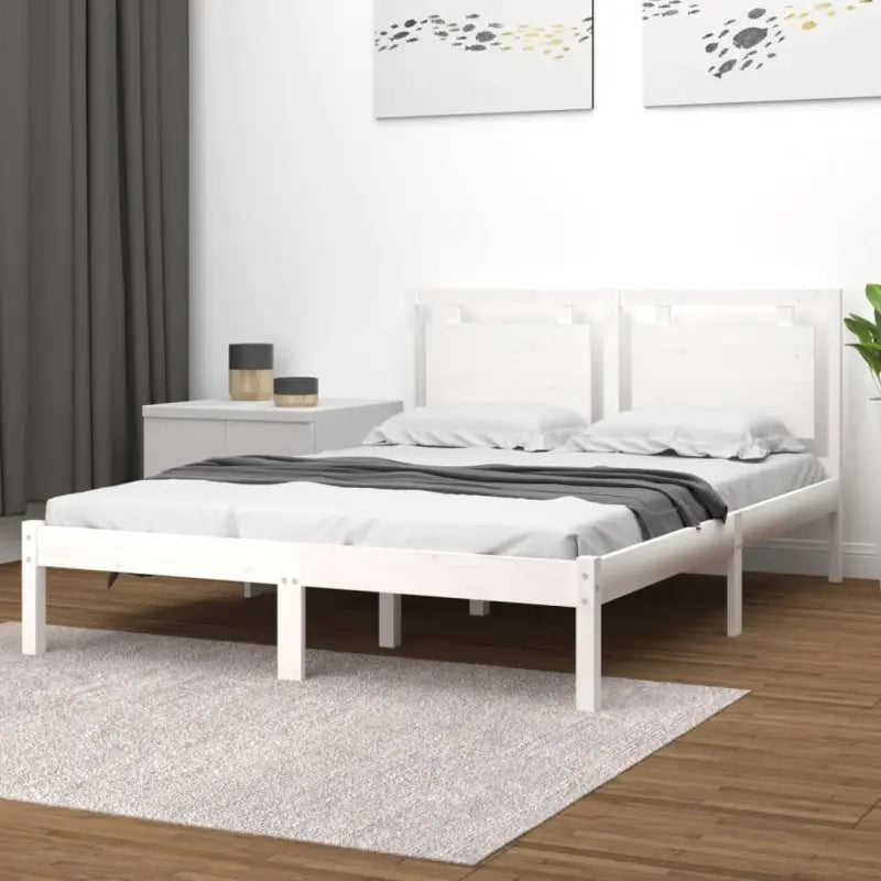 Klassiek bedframe met multiplex lattenbodem en massief grenenhout - Bedden & bedframes
