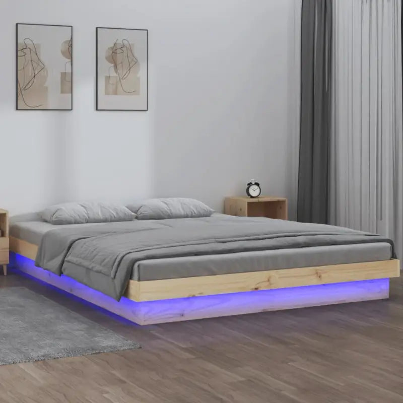 Klassiek bedframe van massief grenenhout met kleurrijke LED’s - Naturel / 180 x 200 cm - Bedden & bedframes