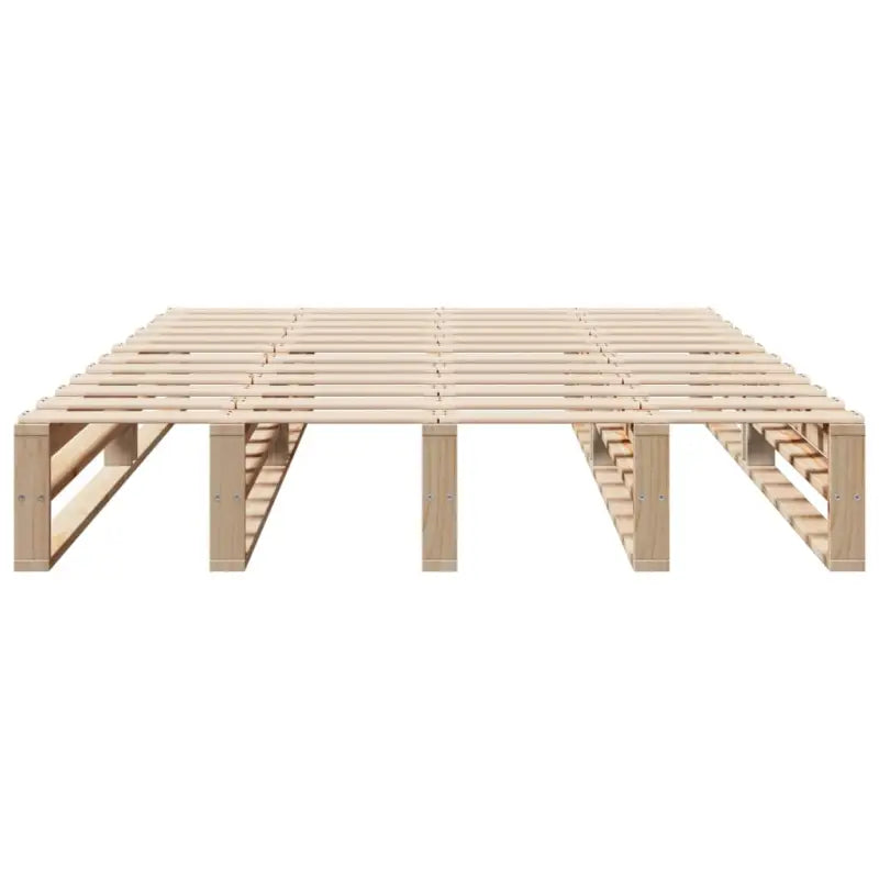 Klassiek houten bed met massief grenenhout voor een moderne slaapkamer - Bedden & bedframes