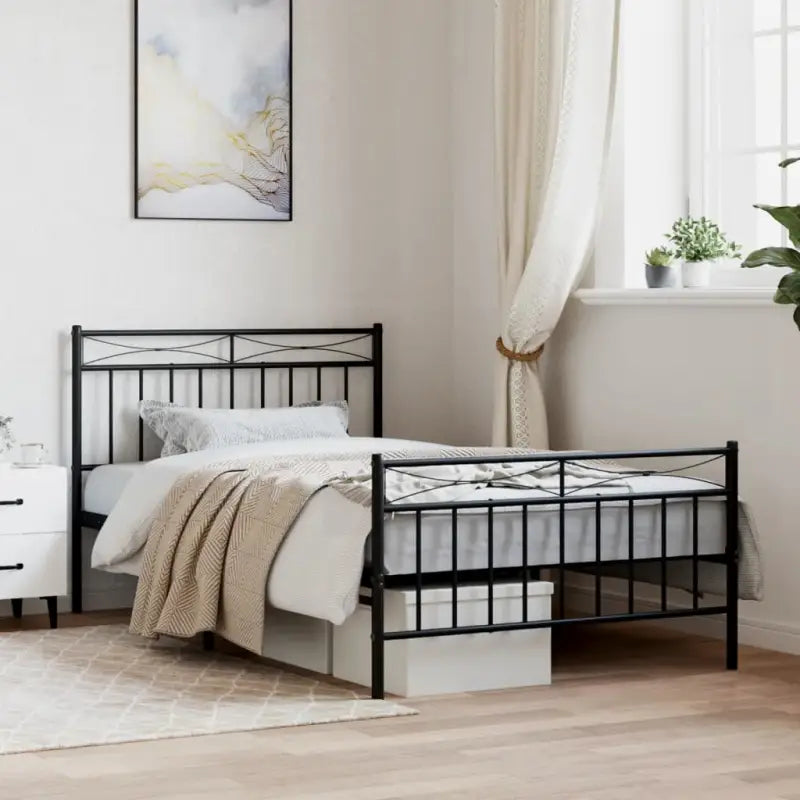 Klassiek metalen bedframe met extra opbergruimte en metalen latten - Zwart / 107 x 203 cm / met hoofdbord & voetbord