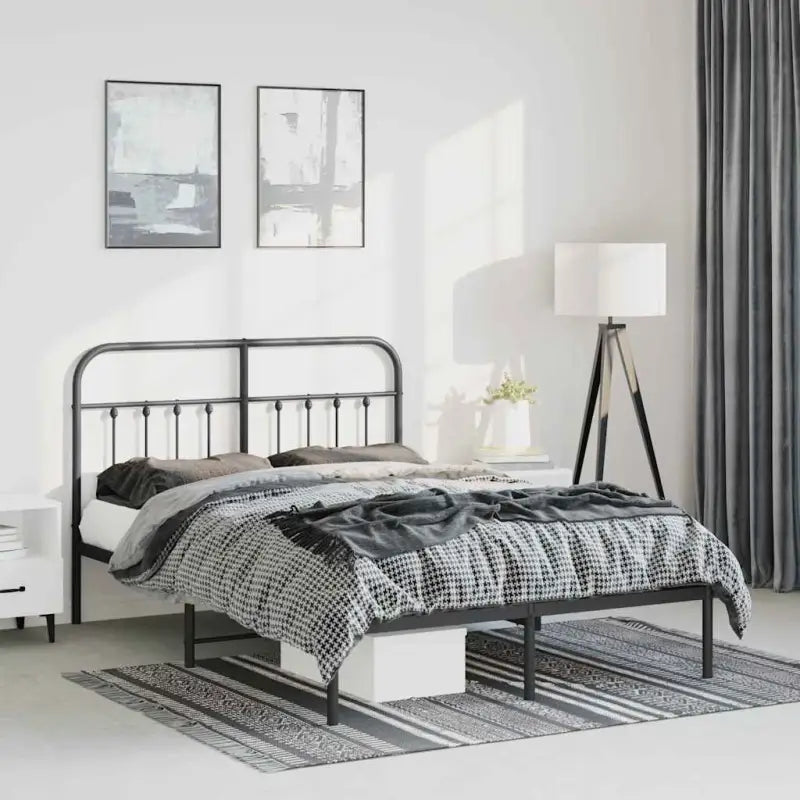 Klassiek metalen bedframe met extra opbergruimte en metalen latten - Zwart / 135 x 190 cm / met hoofdbord - Bedden &
