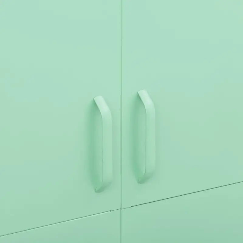 Kledingkast met verstelbare schappen voor een overzichtelijk interieur - Kledingkasten