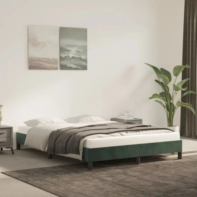 Luxe bedframe met multiplex lattenbodem en zachte fluwelen bekleding - Bedden & bedframes