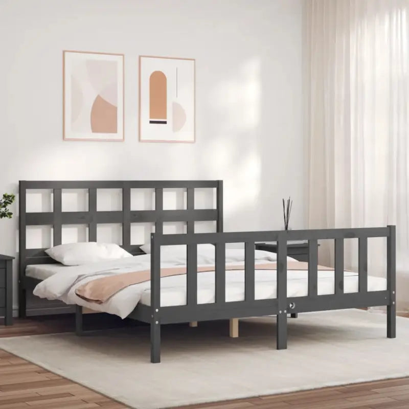 Massief Grenenhout Bedframe voor een Natuurlijke en Comfortabele Slaapruimte - Grijs / 150 x 200 cm - Bedden & bedframes