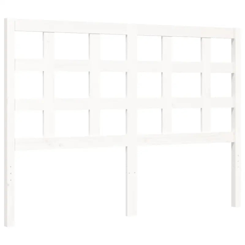 Massief Grenenhout Bedframe voor Een Natuurlijke en Decoratieve Slaapruimte - Bedden & bedframes