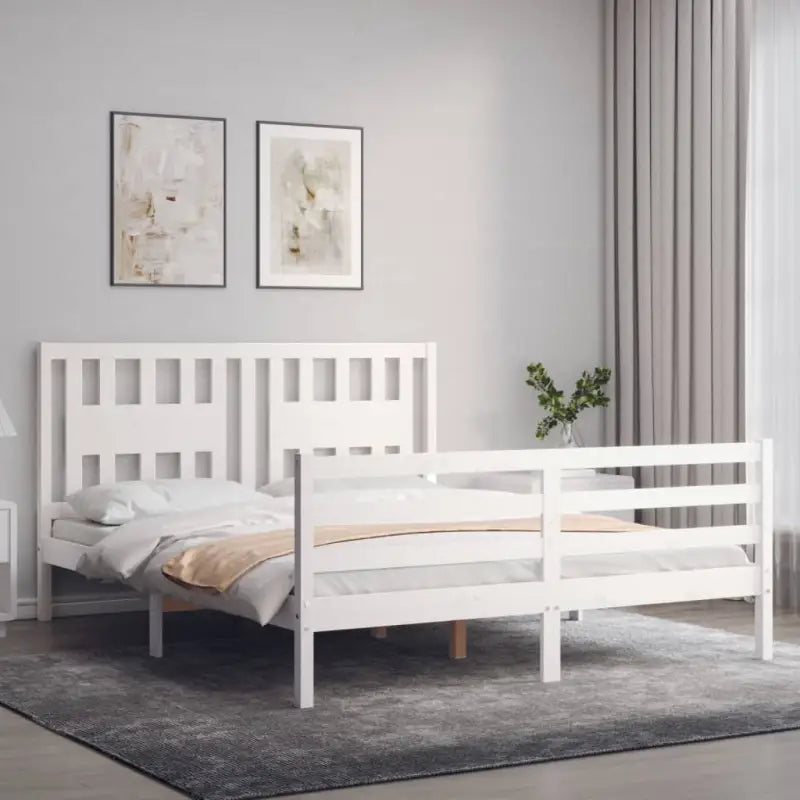 Massief Grenenhouten Bedframe voor Een Comfortabele Nacht Slapen - Bedden & bedframes