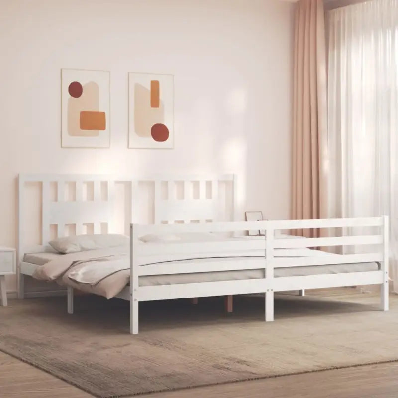 Massief Grenenhouten Bedframe voor Een Comfortabele Nacht Slapen - Wit / 200 x 200 cm - Bedden & bedframes
