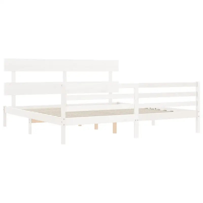 Massief Grenenhouten Bedframe voor een Natuurlijke en Decoratieve Slaapruimte - Bedden & bedframes