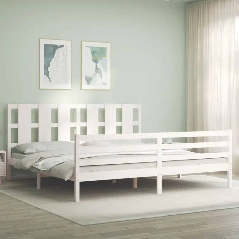Massief grenenhouten bedframe voor een natuurlijke en praktische inrichting - Wit / 200 x 200 cm - Bedden & bedframes