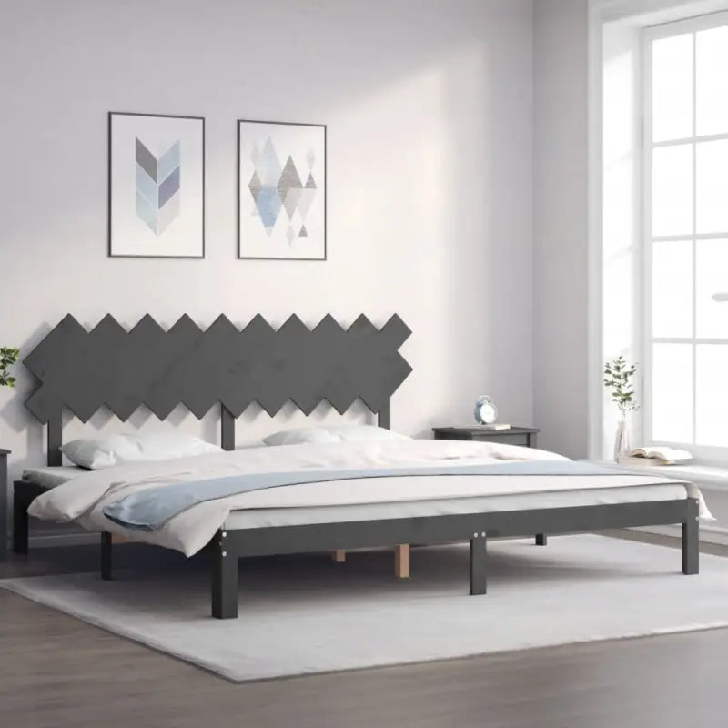 Massief Grenenhouten Bedframe voor Uitstekende Ondersteuning en Natuurlijke Looks - Grijs / 200 x 200 cm - Bedden &