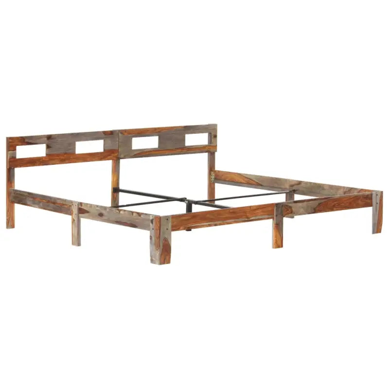 Massief houten bedframe voor een elegante en klassieke slaapkamer sfeer - 200 x 200 cm - Bedden & bedframes