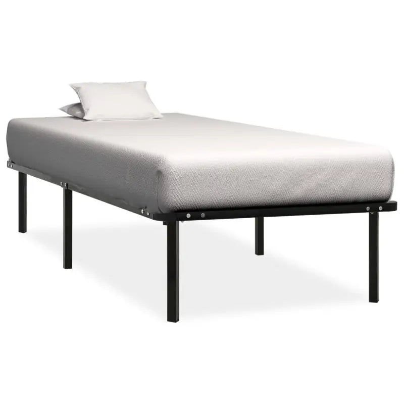 Metaalbedframe met lattenbodem voor een klassieke slaapkamerstijl - Bedden & bedframes
