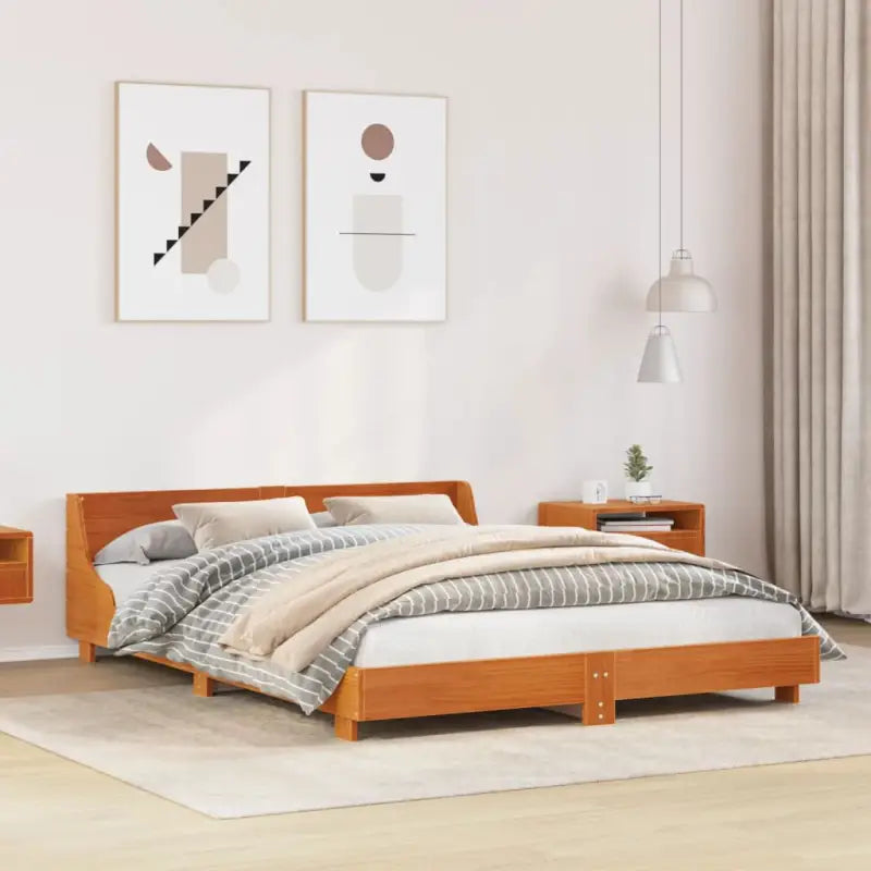 Moderne houten bedframe van massief grenenhout voor een strakke slaapkamer - Wasbruin / 140 x 200 cm - Bedden &