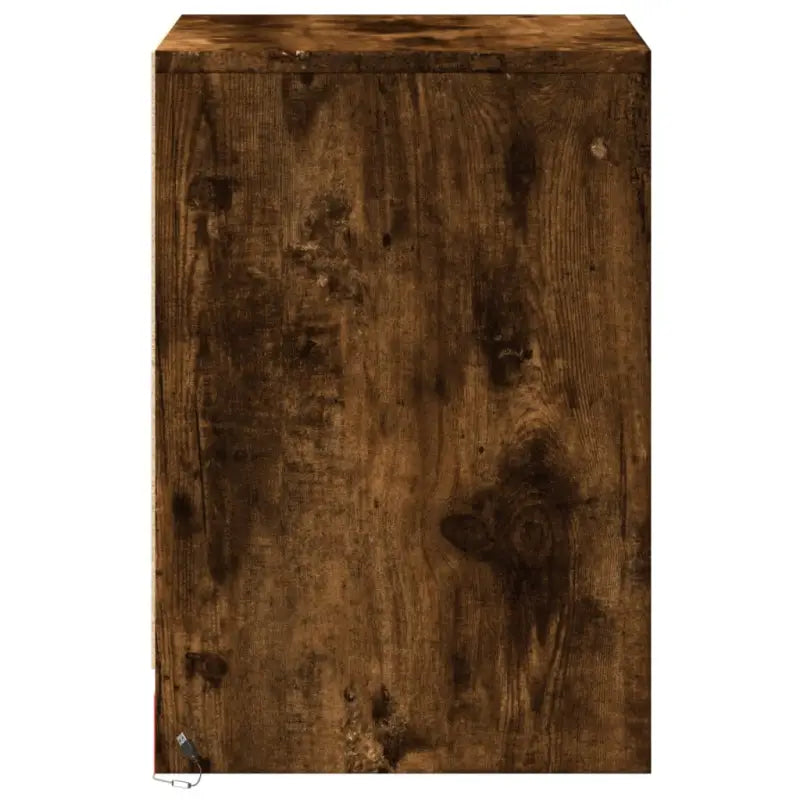 Nachtkastjes van bewerkt hout met tijdloze charme voor woonkamer of slaapkamer - Nachtkastjes