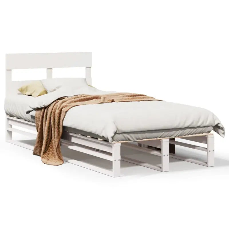 Robuust massief grenenhout bedframe voor een moderne slaapkamer - Bedden & bedframes