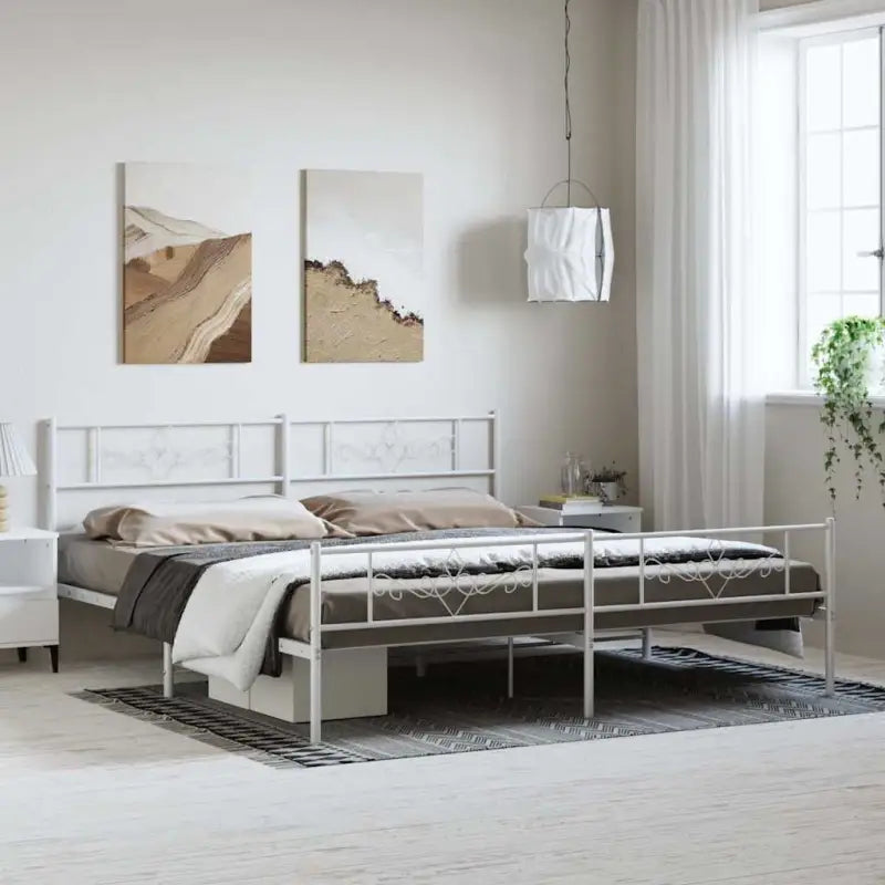 Robuust metalen bedframe met extra opbergruimte en tijdloos design - Wit / 183 x 213 cm / met hoofdbord & voetbord