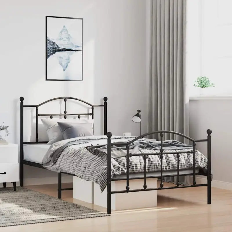 Robuust metalen bedframe met extra opbergruimte en tijdloos design - Zwart / 100 x 190 cm / met hoofdbord & voetbord
