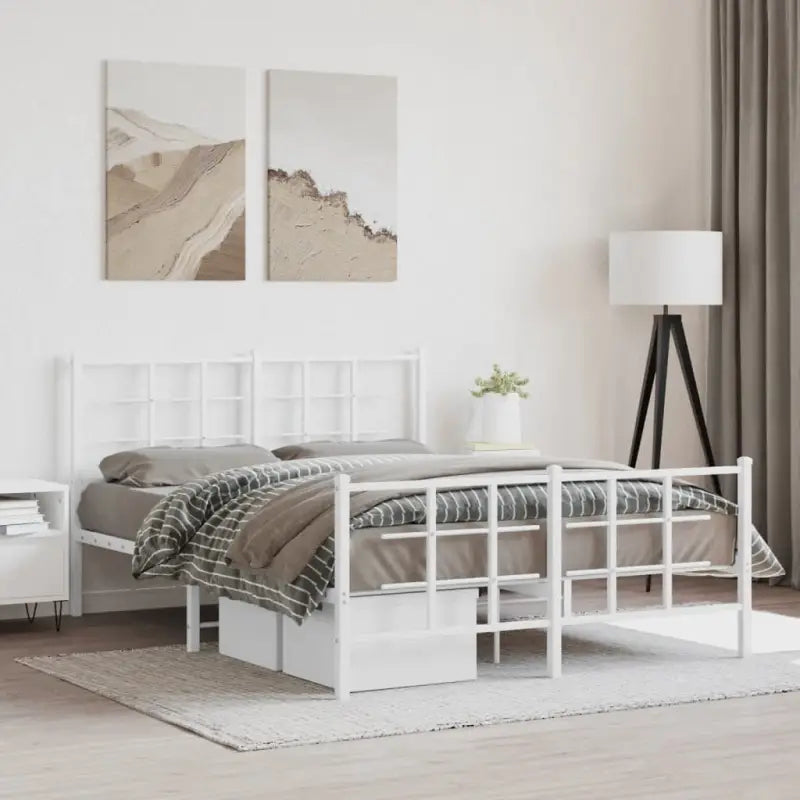 Robuust metalen bedframe met extra opbergruimte en tijdloos ontwerp - Wit / 140 x 200 cm / met hoofdbord & voetbord