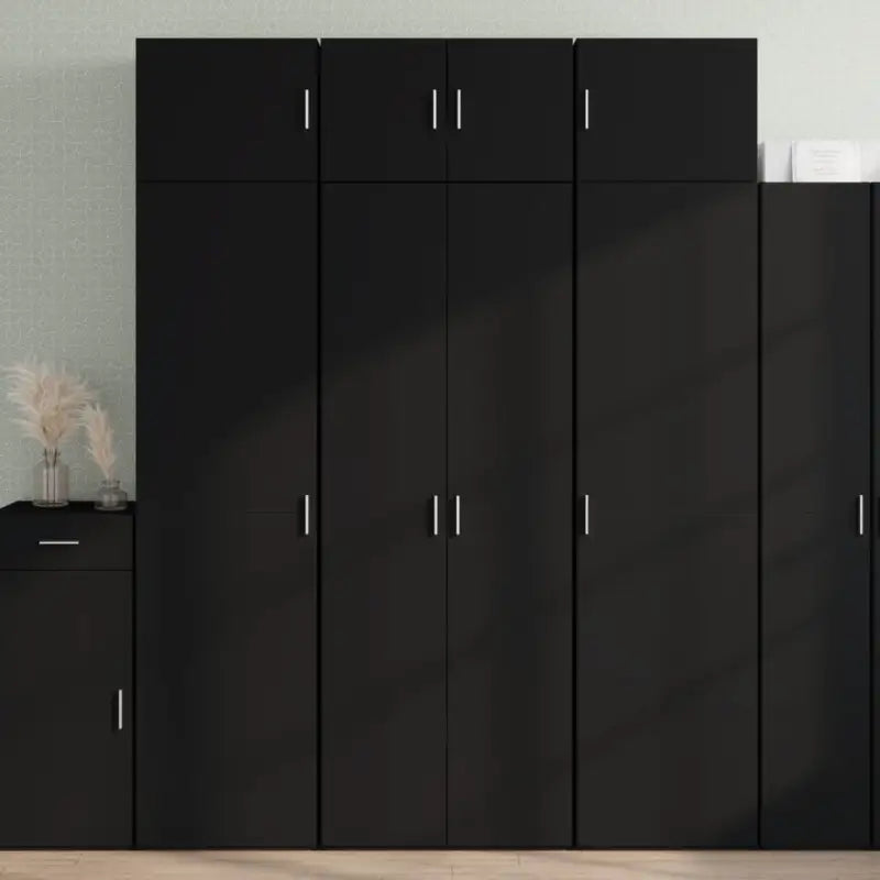 Trendy hoge kast van bewerkt hout voor een elegante interieurstijl - Zwart / 1 - Dressoirs & buffetkasten