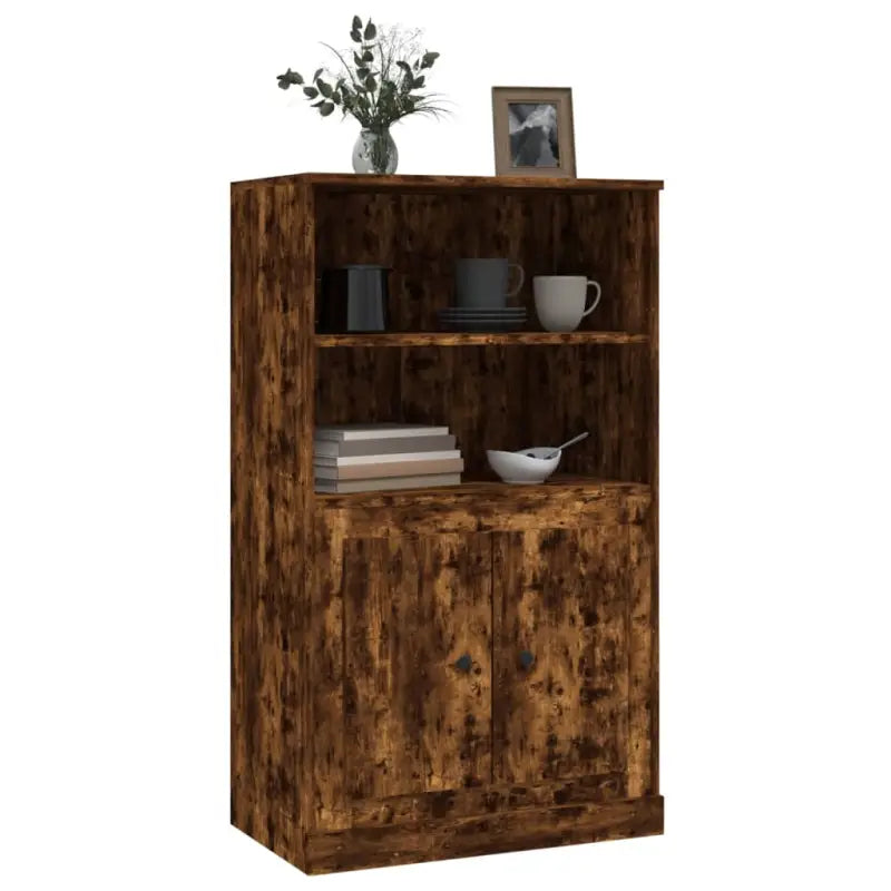 Trendy hoge kast van duurzaam bewerkt hout voor elke interieurstijl - Dressoirs & buffetkasten